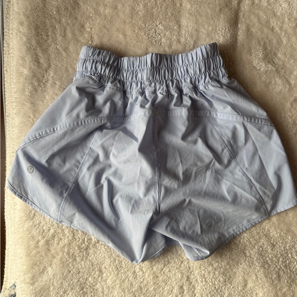 Lululemon Track That Mid-Rise Lined Short 5” - Picture 4 of 5